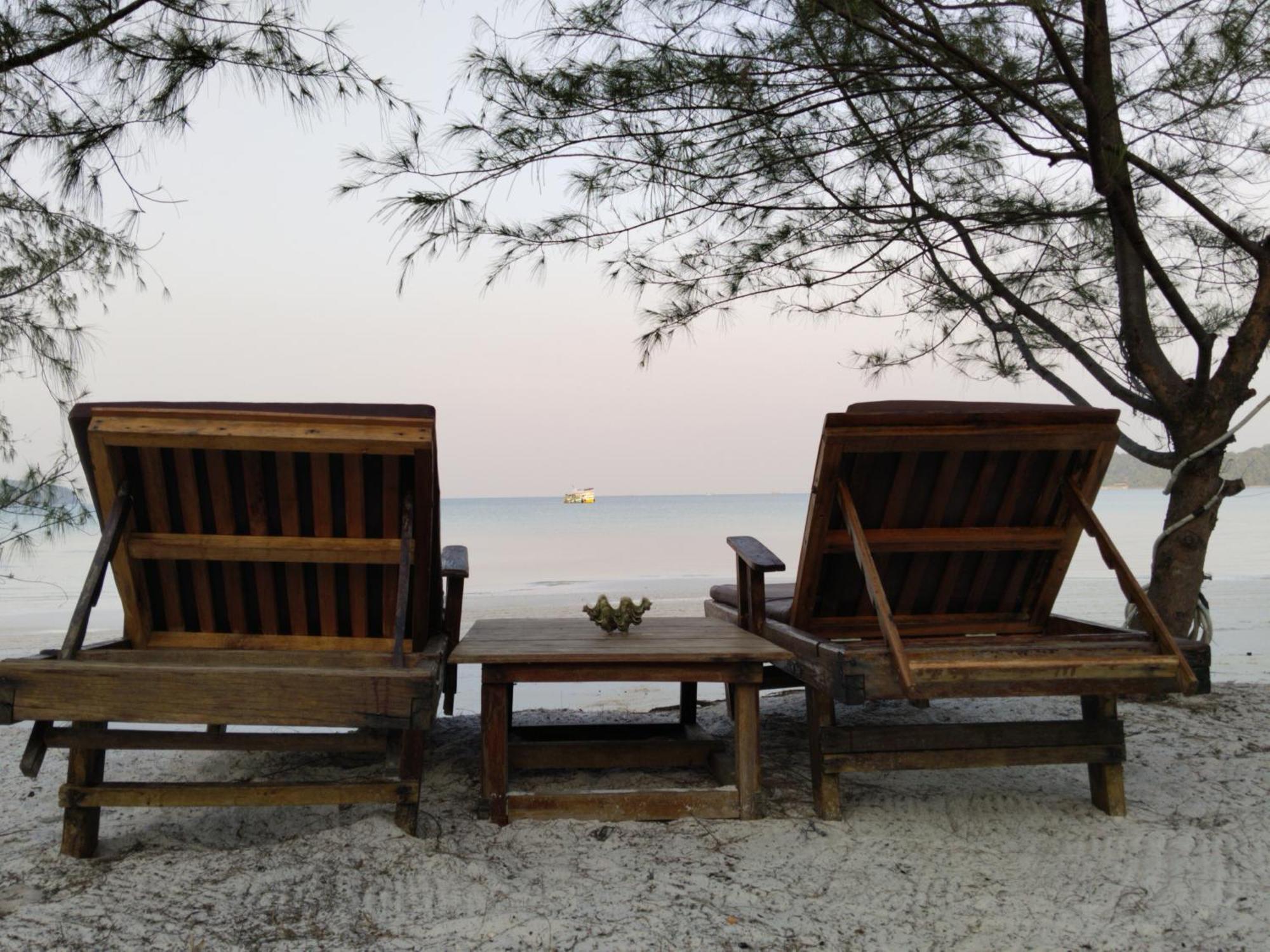 Green Blue Beach Hostel Koh Rong Samlon Eksteriør billede