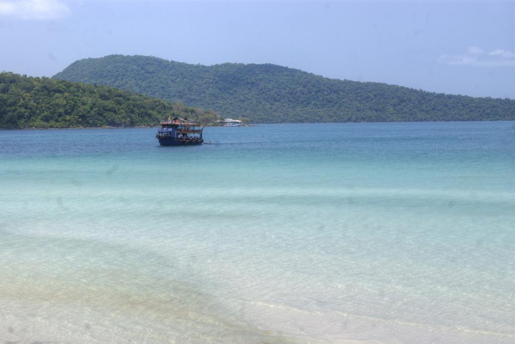 Green Blue Beach Hostel Koh Rong Samlon Eksteriør billede